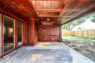 7815 Hummingbird St, Houston, TX 77071 - Photo 19