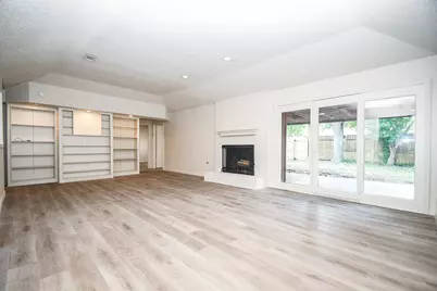 7815 Hummingbird Street, Houston, TX 77071 - Photo 7