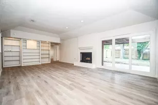 7815 Hummingbird St, Houston, TX 77071 - Photo 7