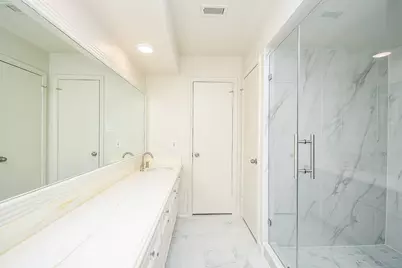 7815 Hummingbird Street, Houston, TX 77071 - Photo 11
