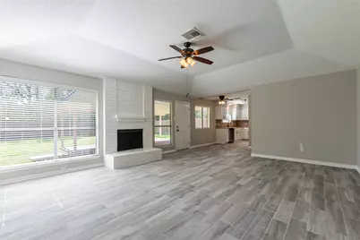1304 Piney Woods Drive, Friendswood, TX 77546 - Photo 7