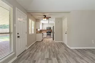 1304 Piney Woods Dr, Friendswood, TX 77546 - Photo 11