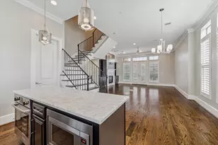 4001 Lanark Ln, Houston, TX 77025 - Photo 11