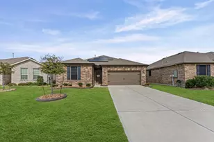 305 Paso Fino Dr, Alvin, TX 77511 - Photo 1