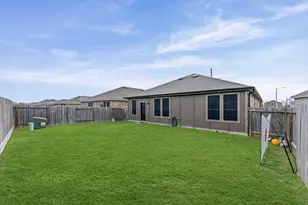 305 Paso Fino Dr, Alvin, TX 77511 - Photo 21