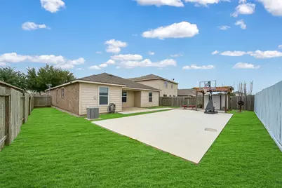 6623 Plum Springs Lane, Richmond, TX 77469 - Photo 23