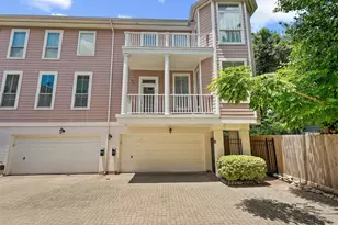 208 Hawthorne St, Houston, TX 77006 - Photo 1