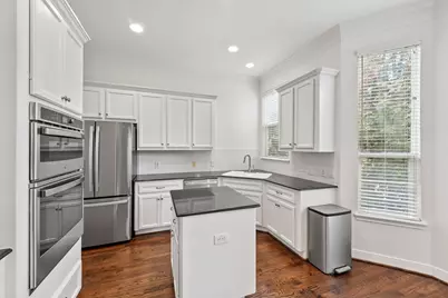 208 Hawthorne Street #A, Houston, TX 77006 - Photo 15