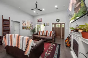 683 Cross Timbers, Livingston, TX 77351 - Photo 9