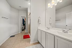 214 Water Grass Trl, Clute, TX 77531 - Photo 17