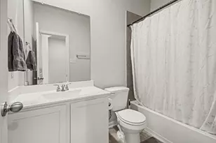 214 Water Grass Trl, Clute, TX 77531 - Photo 21