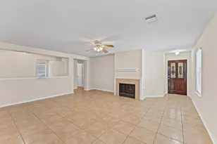 9231 Grove Haven Dr, Houston, TX 77083 - Photo 5