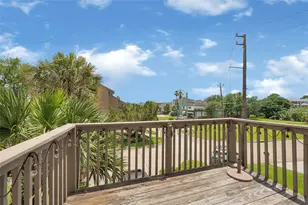 2607 Sailboat Dr, Nassau Bay, TX 77058 - Photo 19