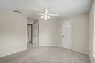 190 W Stedhill Loop, The Woodlands, TX 77384 - Photo 19