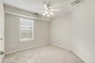 190 W Stedhill Loop, The Woodlands, TX 77384 - Photo 15