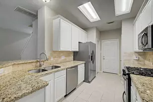 190 W Stedhill Loop, The Woodlands, TX 77384 - Photo 11