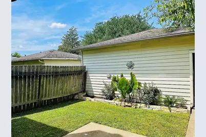 8606 Prima Street, Houston, TX 77083 - Photo 27