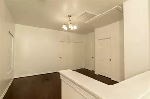 10904 Panther Ct, Houston, TX 77099 - Photo 13