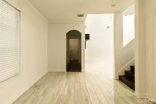 10904 Panther Ct, Houston, TX 77099 - Photo 9