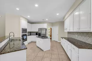 10419 Clubhouse Cir, Magnolia, TX 77354 - Photo 15
