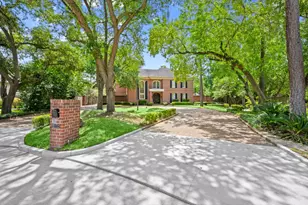 11305 Green Vale Dr, Piney Point Village, TX 77024 - Photo 1