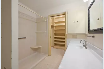 303 S Jackson Street, Alvin, TX 77511 - Photo 17
