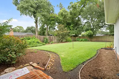 303 S Jackson Street, Alvin, TX 77511 - Photo 23