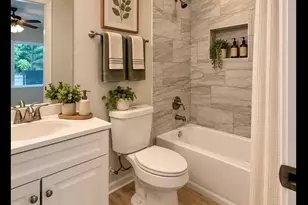 244 Deerfield St, Houston, TX 77022 - Photo 5
