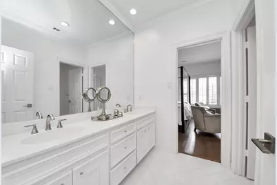 5042 Cedar Creek Drive, Houston, TX 77056 - Photo 19