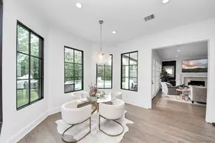 5042 Cedar Creek Dr, Houston, TX 77056 - Photo 11