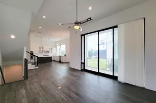 9 N St Charles St, Houston, TX 77003 - Photo 11