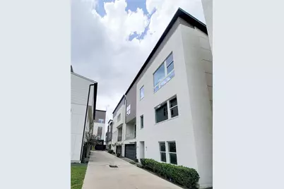 9 N St Charles Street #B, Houston, TX 77003 - Photo 3