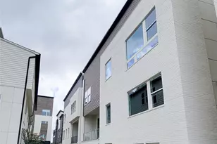 9 N St Charles St, Houston, TX 77003 - Photo 3