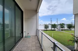 9 N St Charles St, Houston, TX 77003 - Photo 9