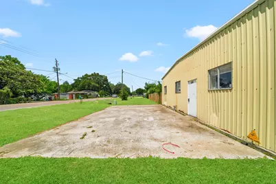 516 Cedar Bayou Road, Baytown, TX 77520 - Photo 3