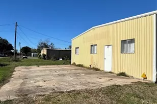 516 Cedar Bayou Rd, Baytown, TX 77520 - Photo 13