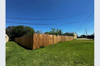 516 Cedar Bayou Road, Baytown, TX 77520 - Photo 19