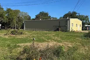 516 Cedar Bayou Rd, Baytown, TX 77520 - Photo 15