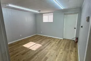 516 Cedar Bayou Rd, Baytown, TX 77520 - Photo 5