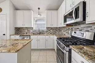 18814 Deer Key Cir, Houston, TX 77084 - Photo 11