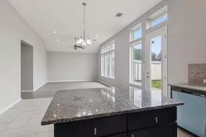 5927 Rivergrove Bend Drive, Humble, TX 77346 - Photo 11