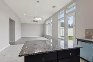 5927 Rivergrove Bend Dr, Humble, TX 77346 - Photo 11