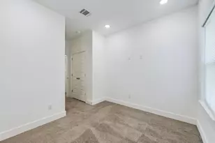 5206 Gold St, Houston, TX 77026 - Photo 13
