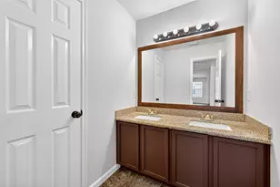 14934 Sugar Falls Ct, Sugar Land, TX 77498 - Photo 37