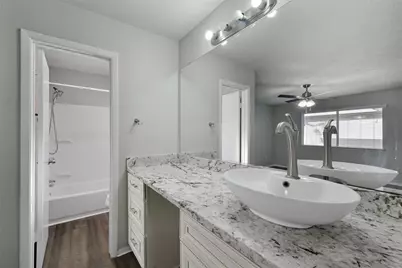 2822 Forest Point Drive, League City, TX 77573 - Photo 17
