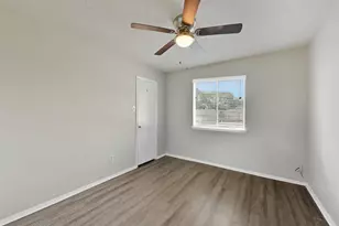 2822 Forest Point Dr, League City, TX 77573 - Photo 23