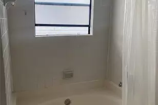 7901 Cambridge St, Houston, TX 77054 - Photo 9
