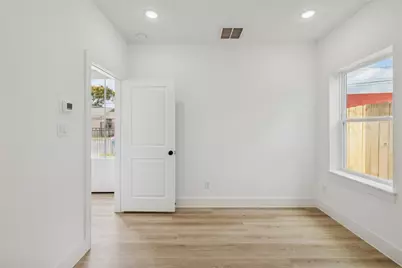 113 Milby St Unit B, Houston, TX 77003 - Photo 3