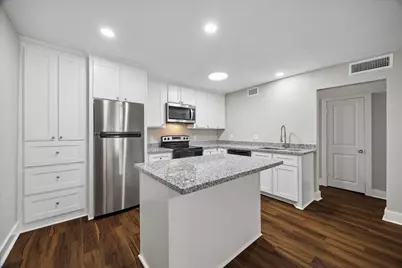 2790 W T C Jester Boulevard #75, Houston, TX 77018 - Photo 3