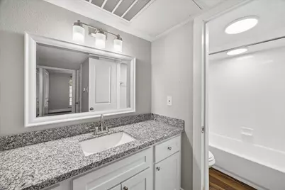 2790 W T C Jester Boulevard #75, Houston, TX 77018 - Photo 9